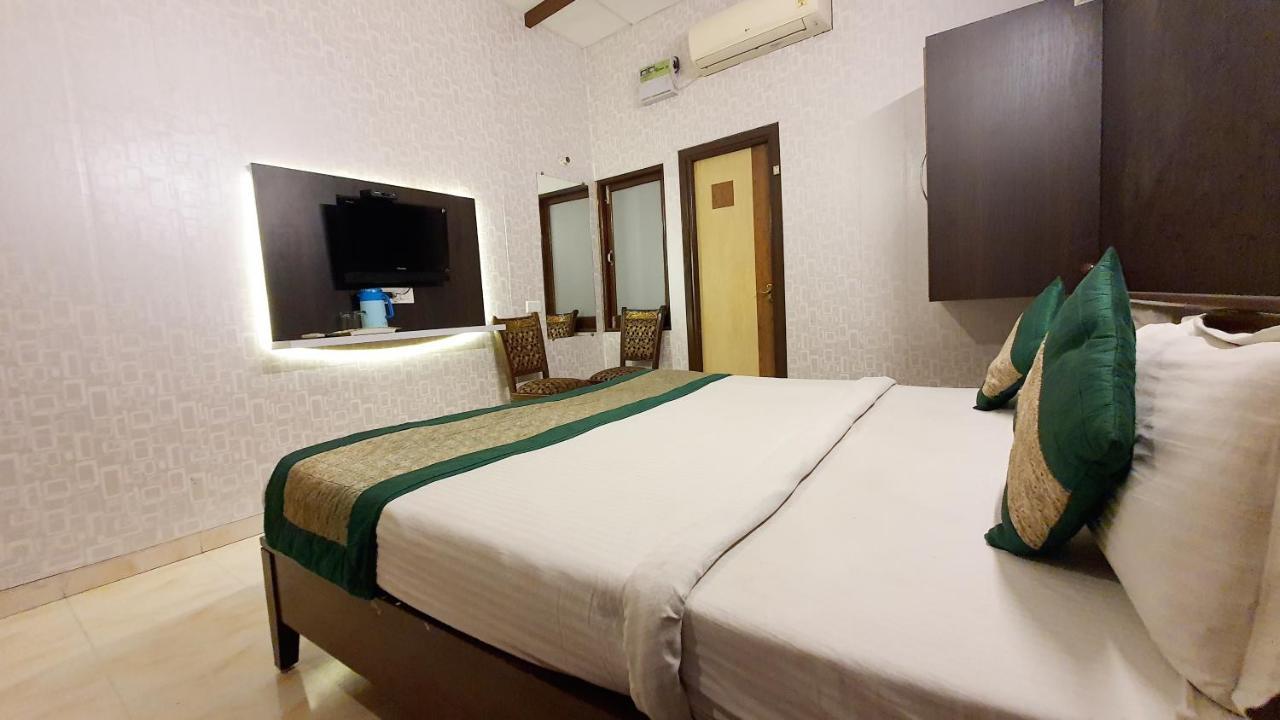 Hotel Amritsar Inn Eksteriør billede