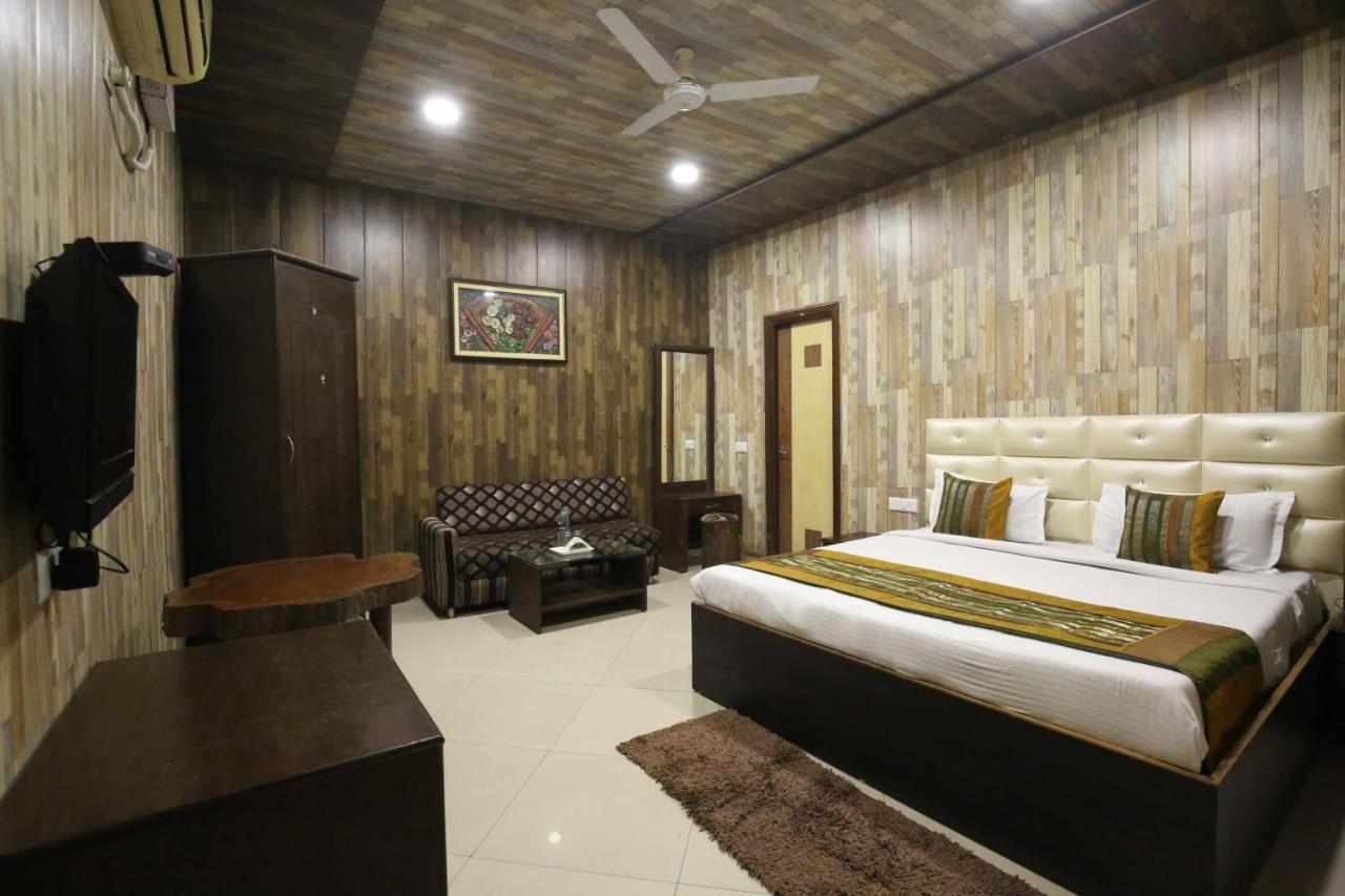 Hotel Amritsar Inn Eksteriør billede